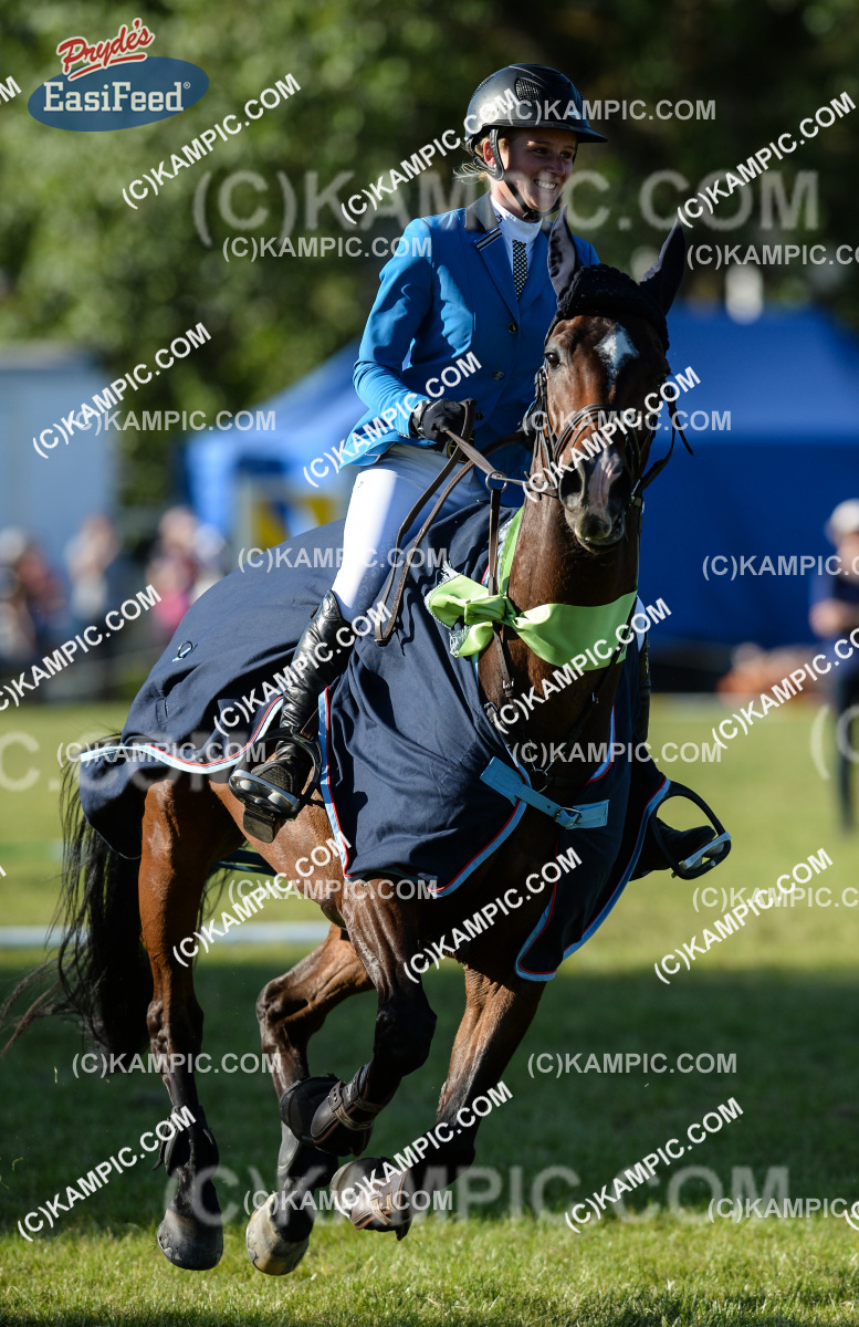 SL_161217_2686