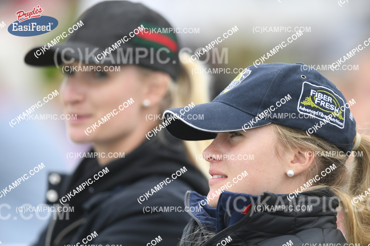KM_180317_1807