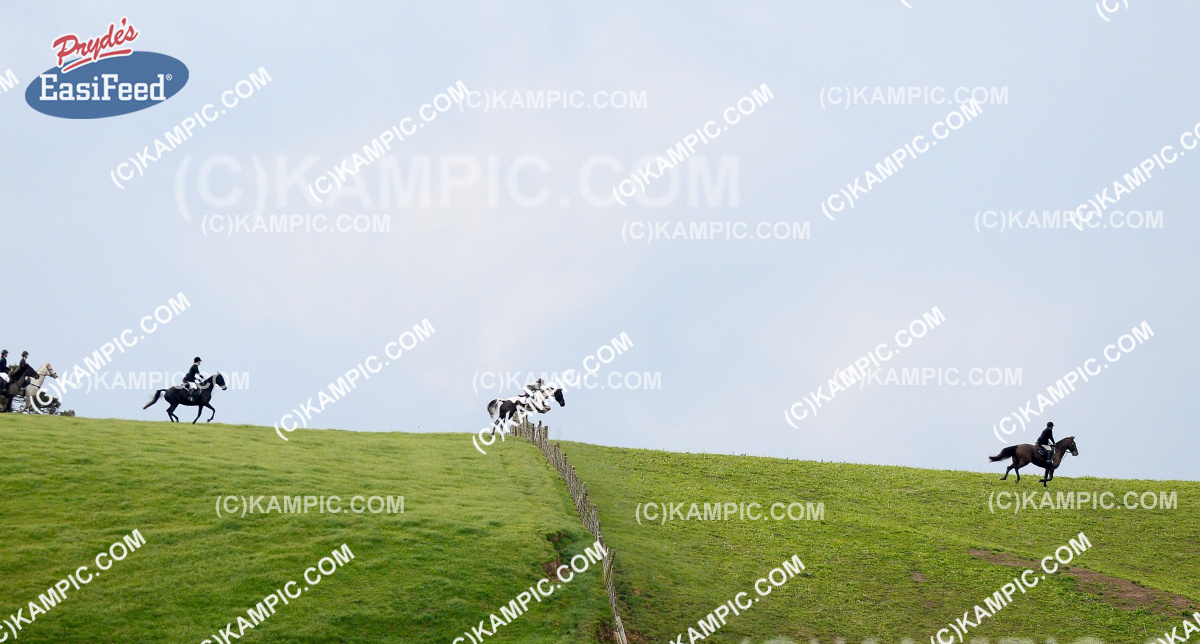 SL_180603_0642