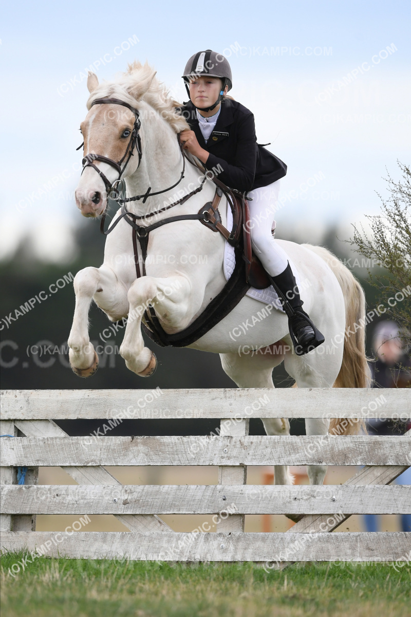 KM_190512_0513