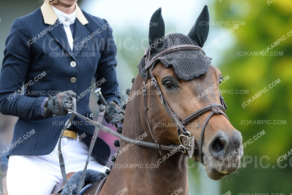 SL_200105_4645
