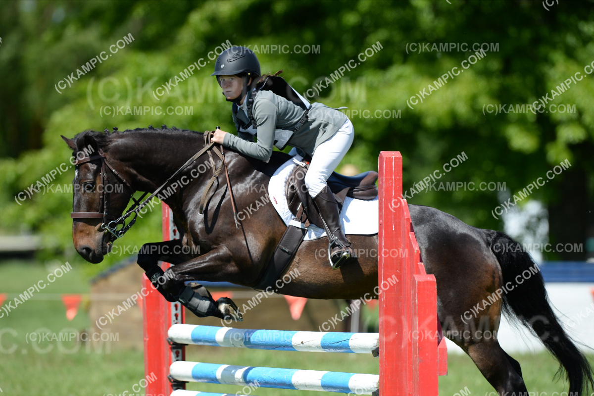 SL_201025_0810