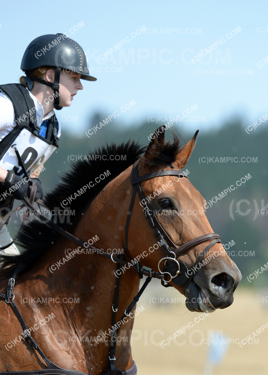 SL_200202_1783