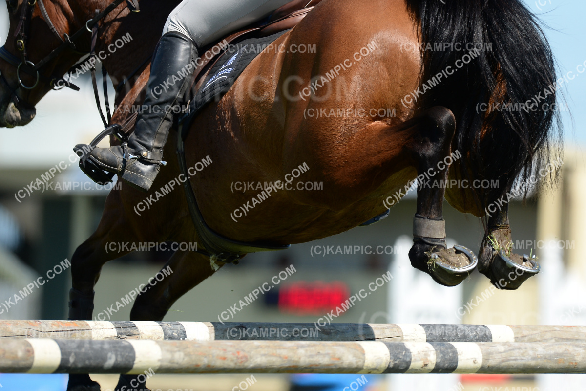 SL_201023_1424