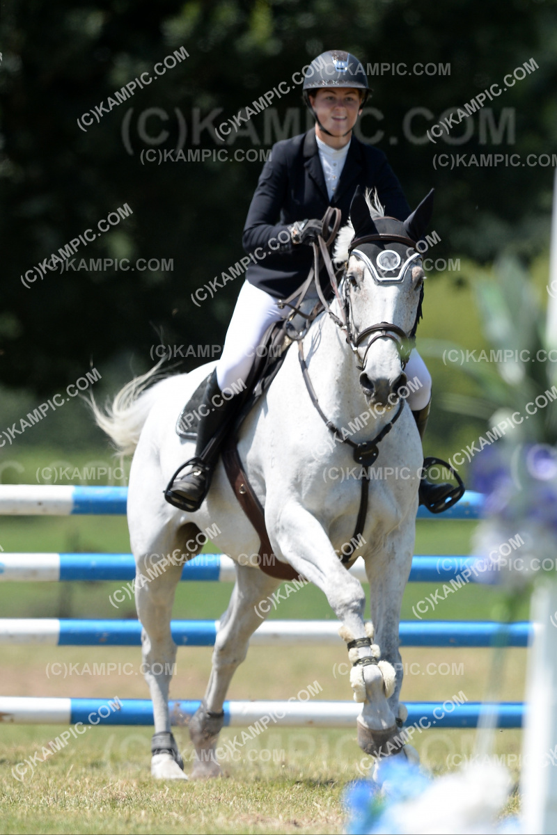 SL_201218_4104
