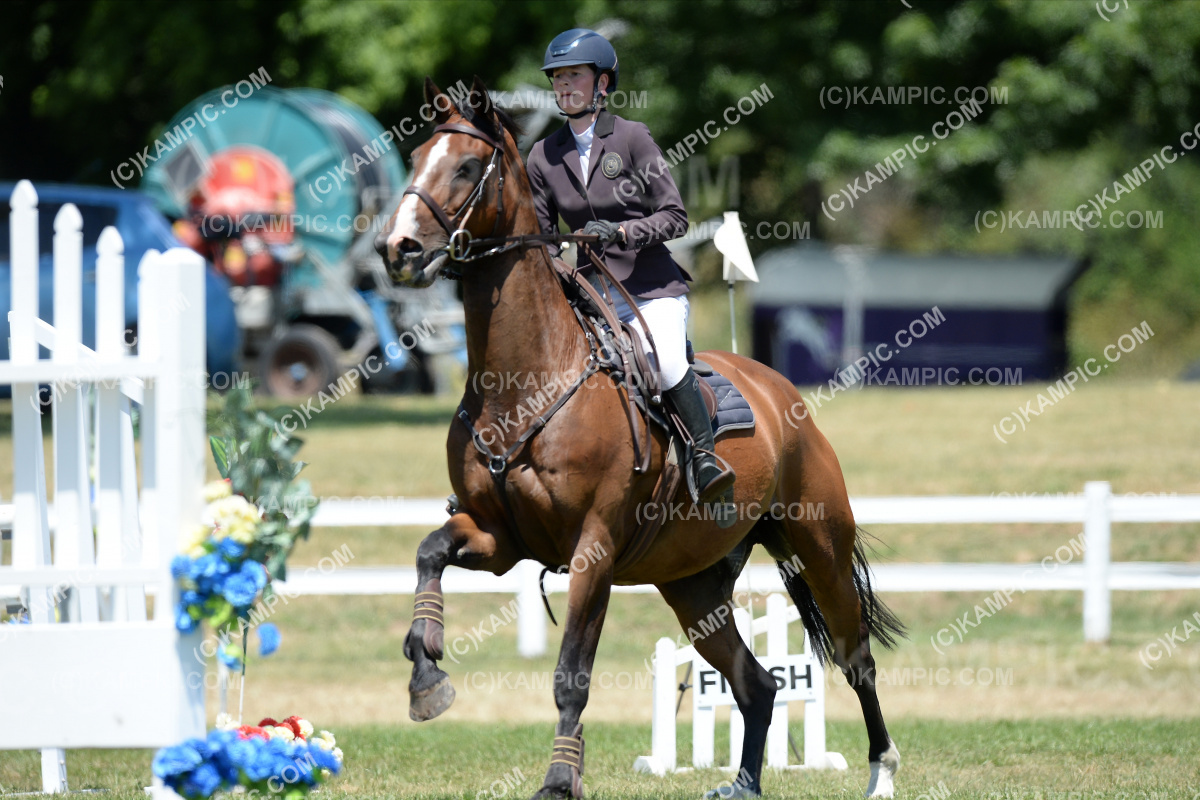 SL_201218_4205
