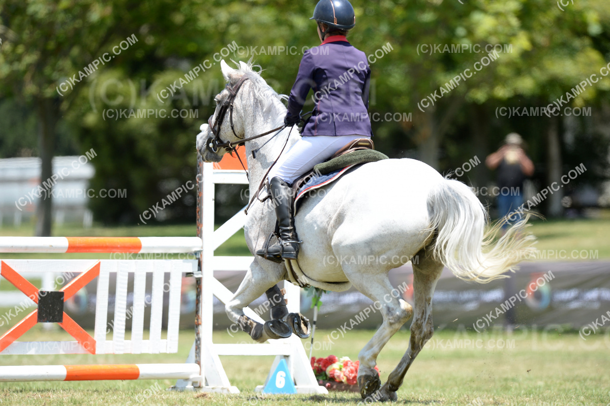 SL_201218_4708