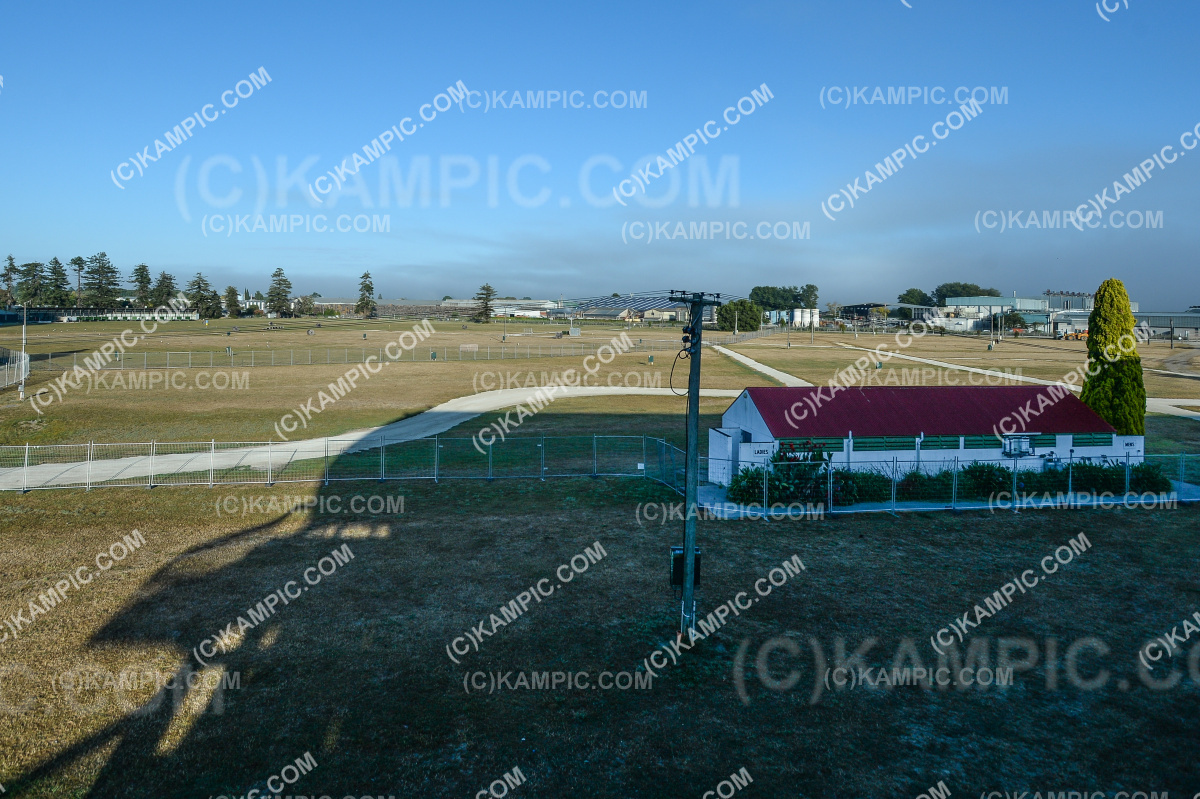 SL_200227_0016