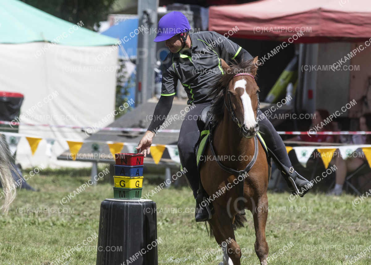 RH_200310_0360