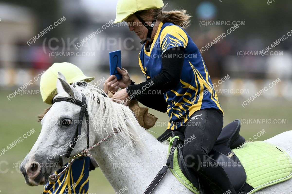 RH_200312_0441