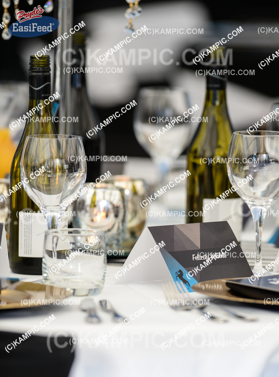 SL_160303_2122