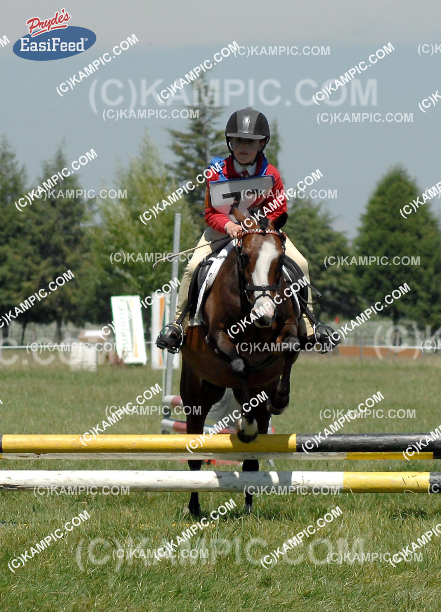 JR_110213_046