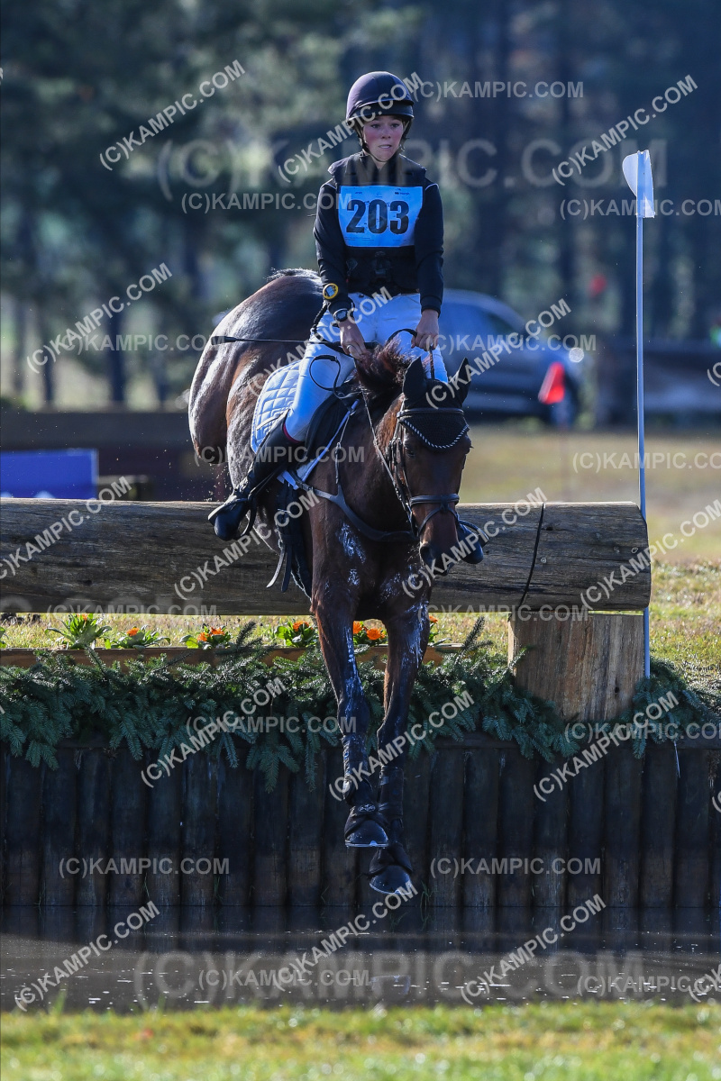 SL_210515_0073