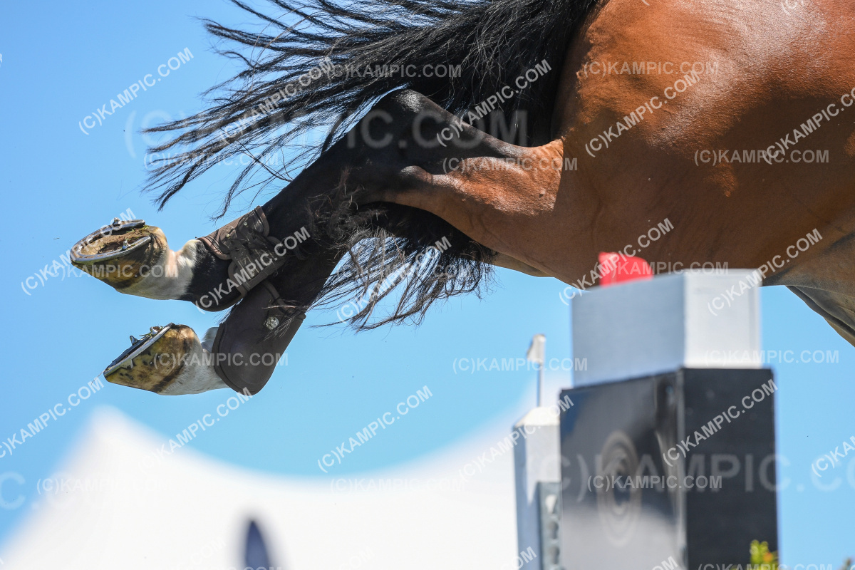 SL_220129_0440