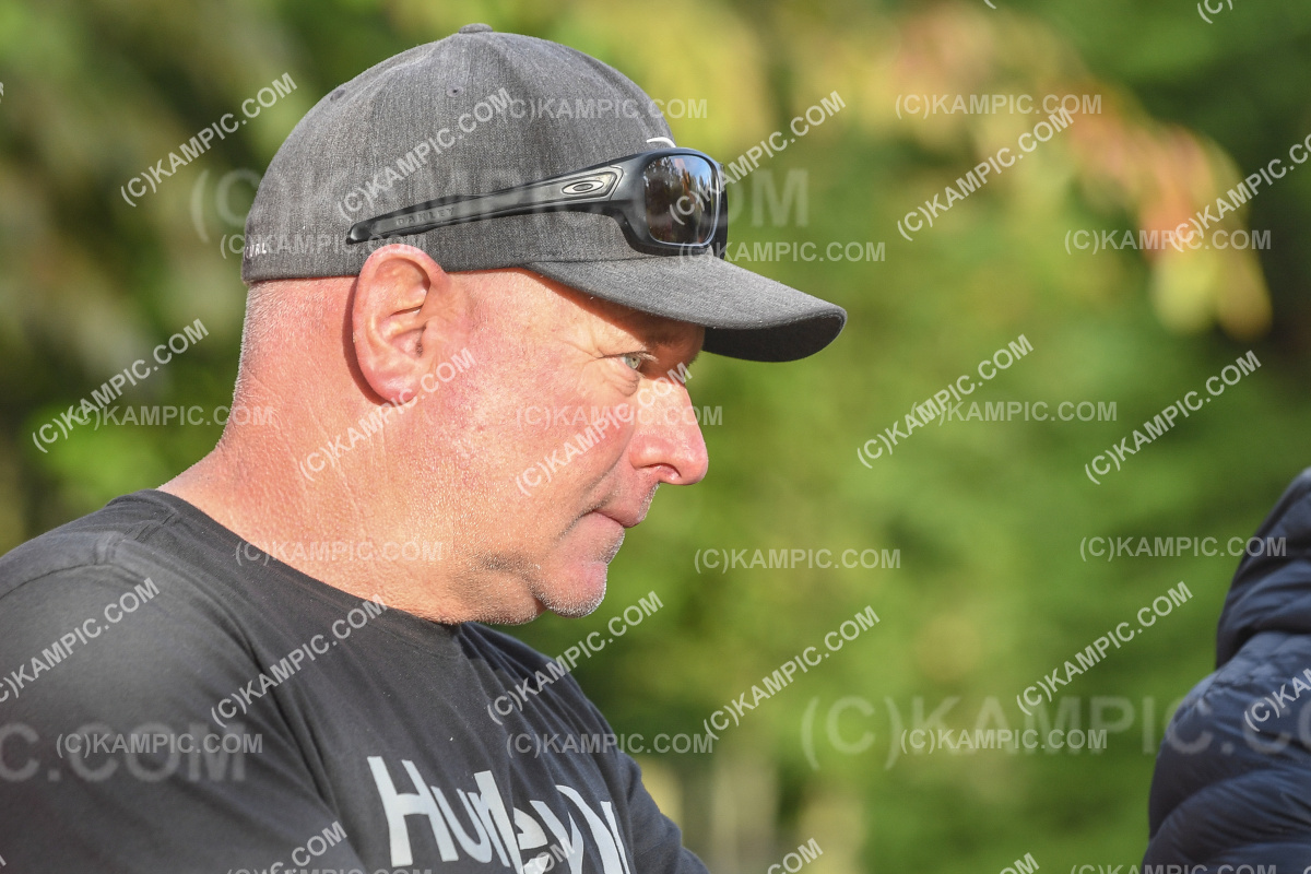SL_220508_1842