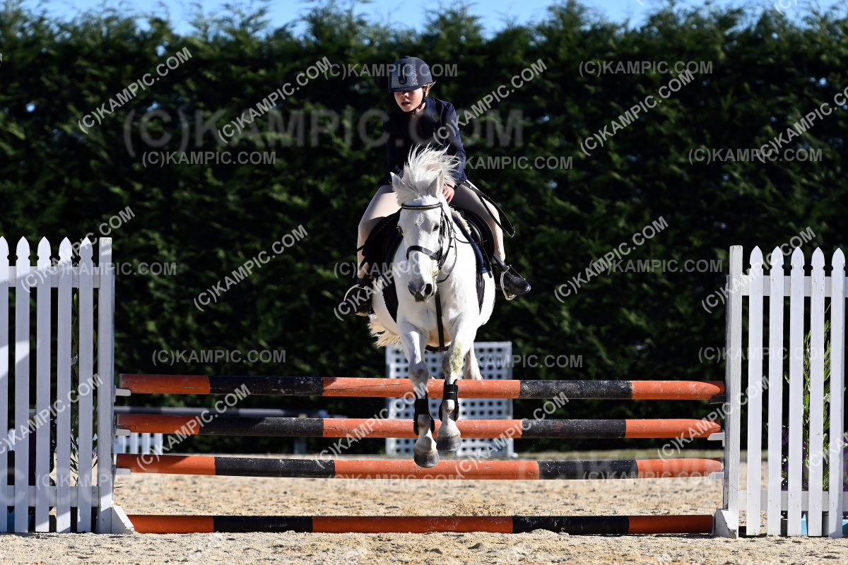 KM_220703_3910