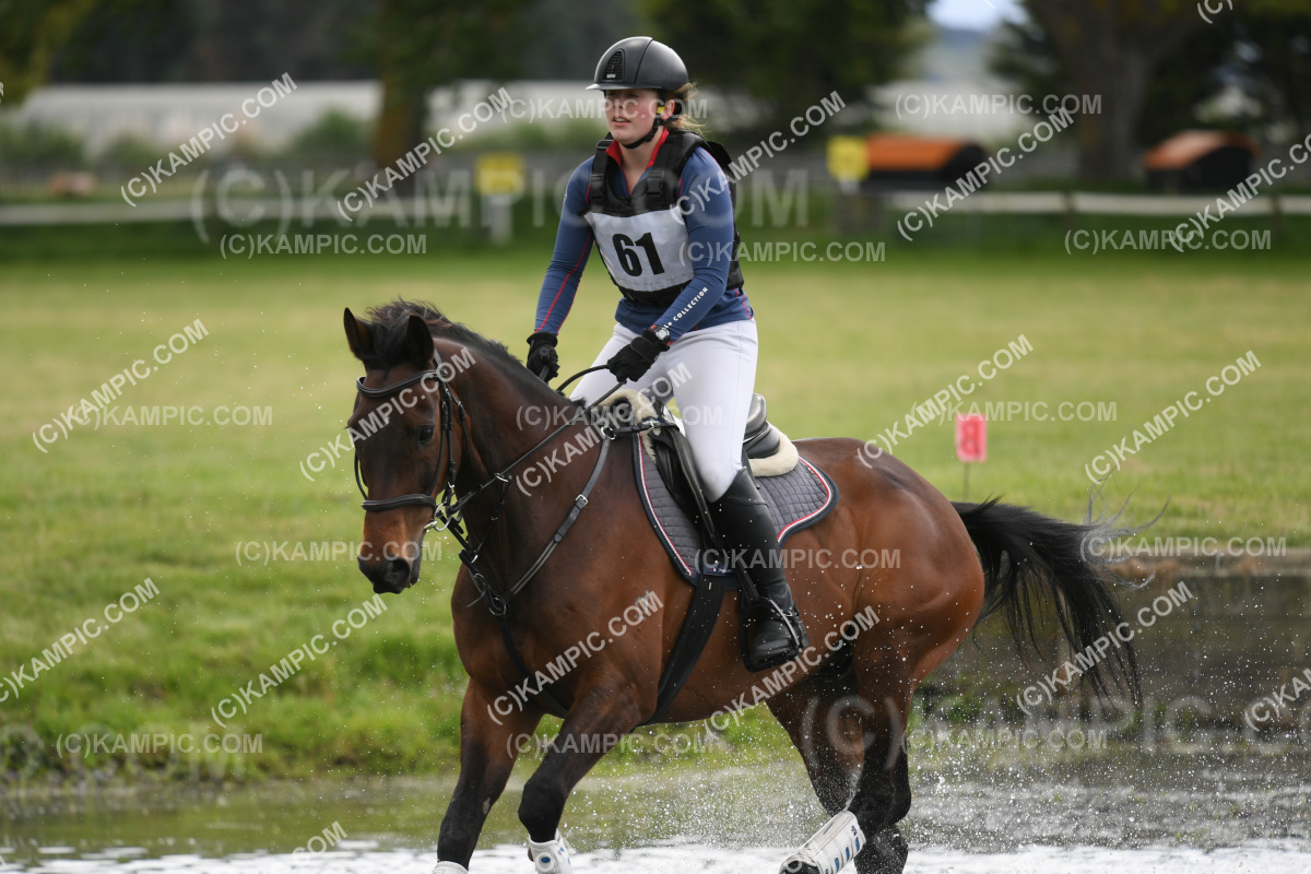 JW_231029_4367