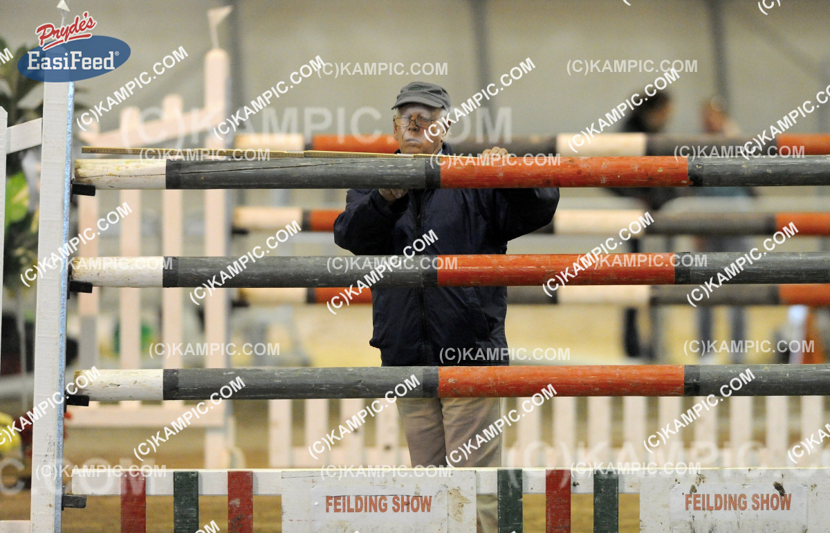 KM_121201_1023