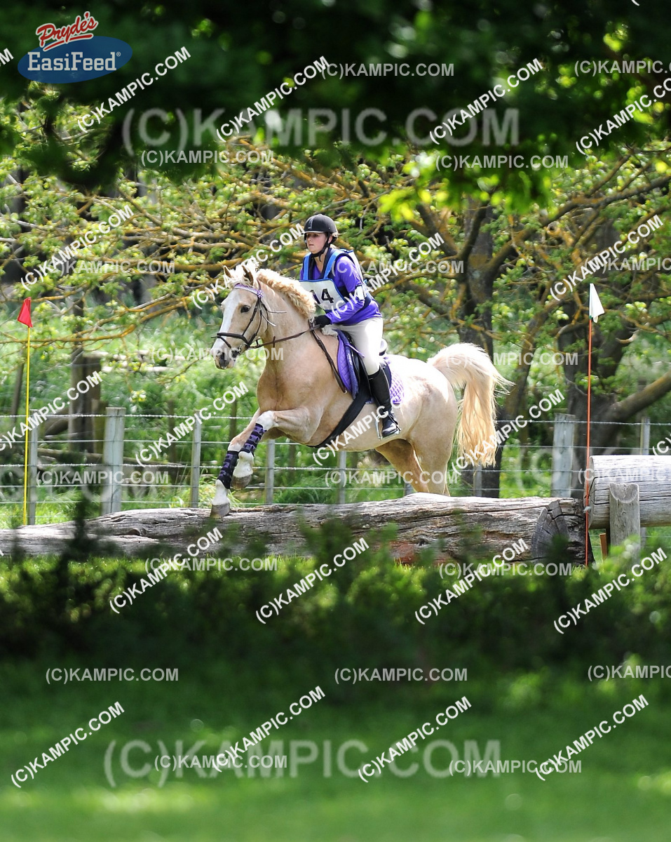 SL_120123_0395