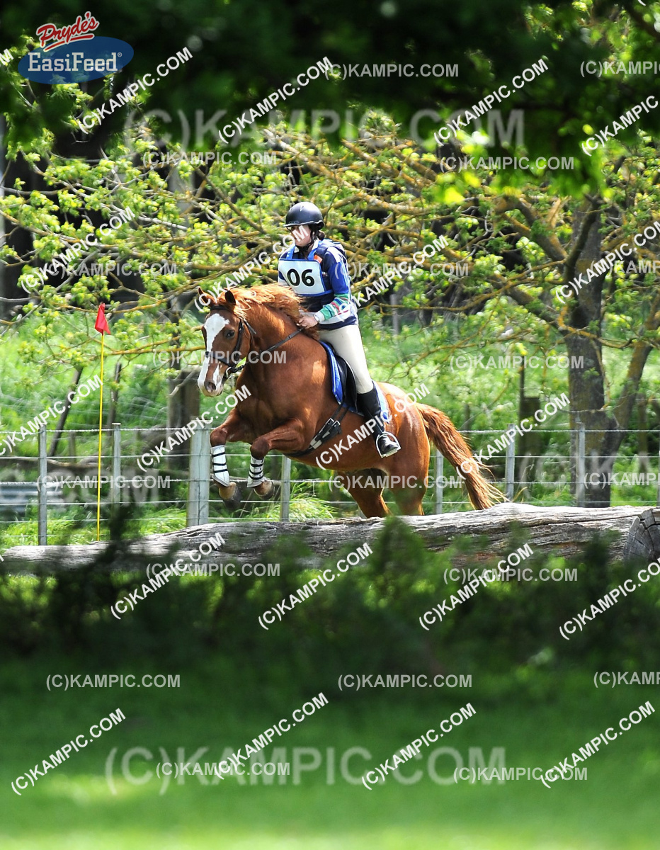 SL_120123_0476