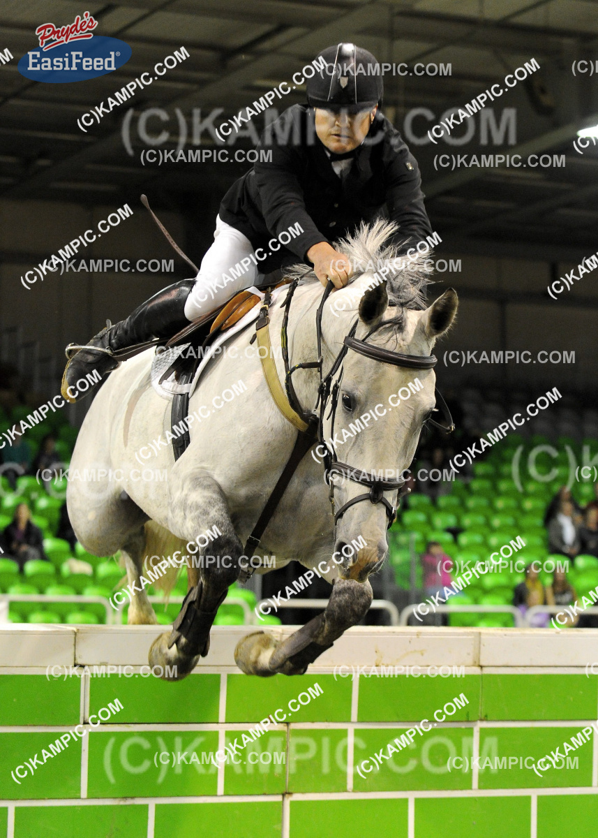 KM_130412_2530