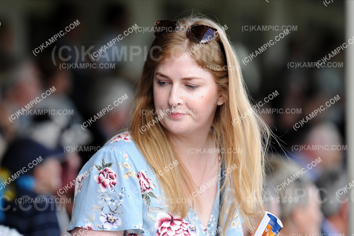 SL_201017_1539