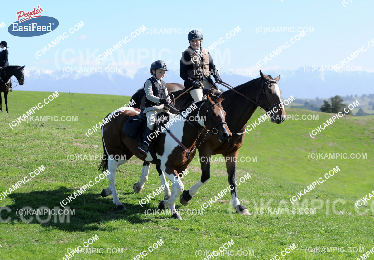 KM_150416_0367