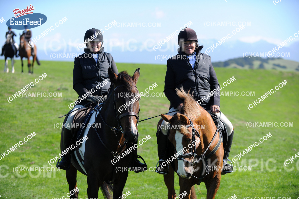 KM_150416_0389