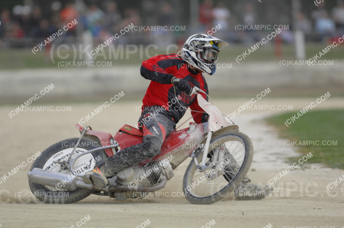 KAM_081206_MSW213