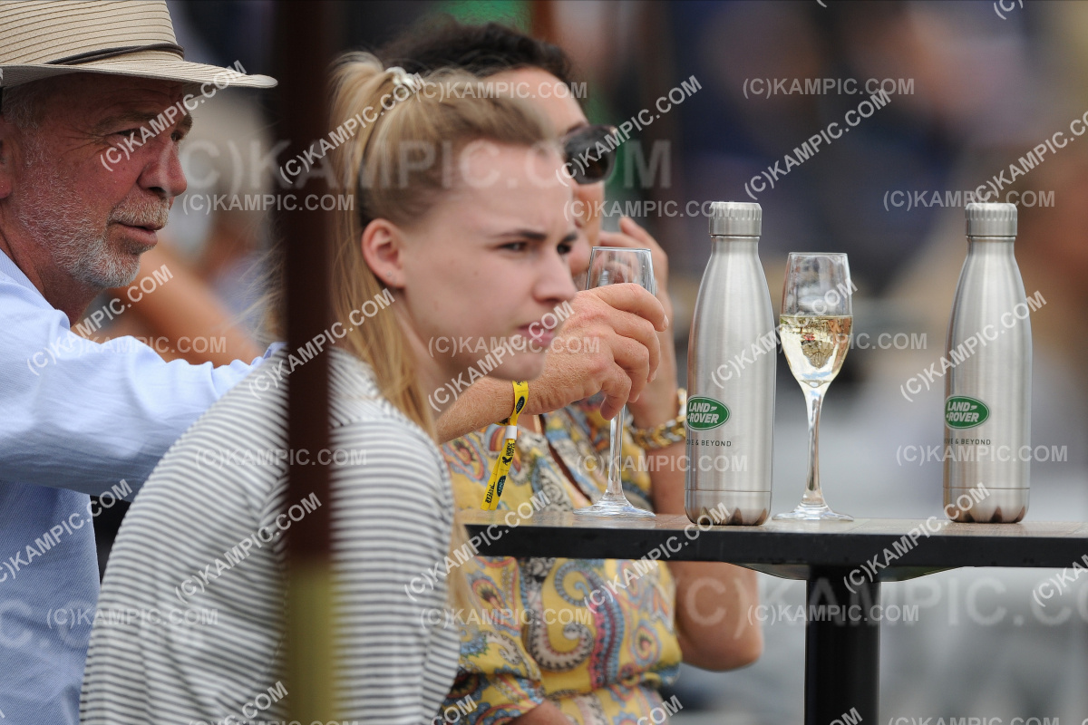KM_200311_1520