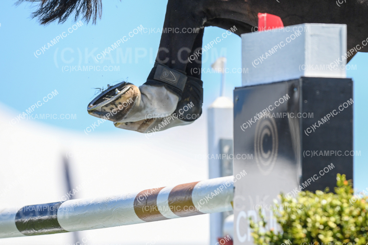 SL_220129_1024