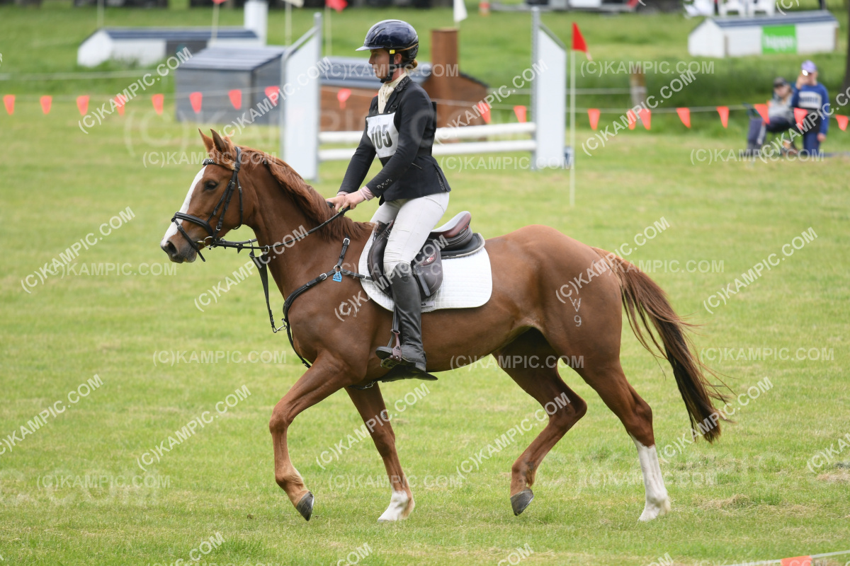 JW_231029_2208
