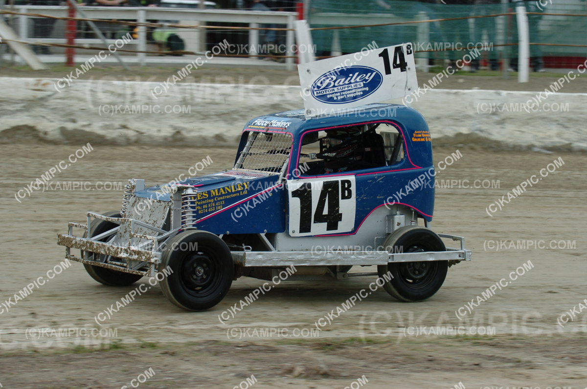 KAM_081101_MSW250