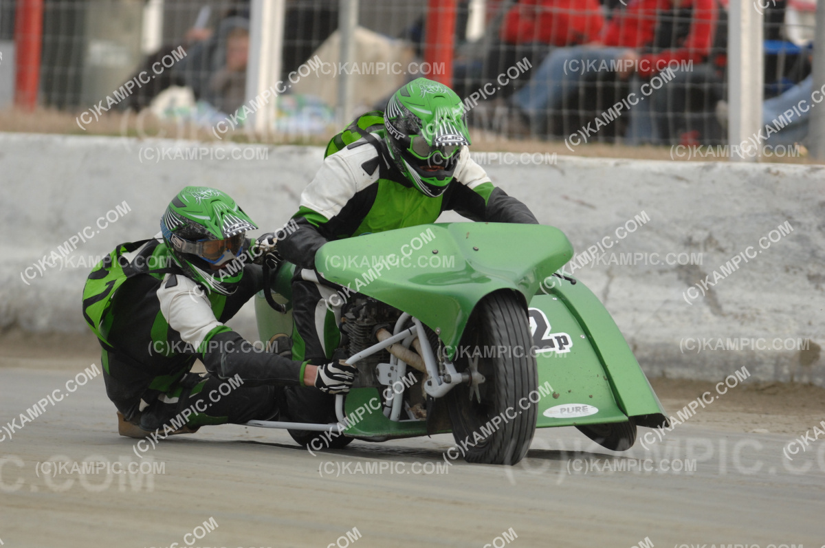 KAM_081101_MSW463